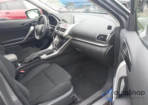 2020 Mitsubishi Eclipse Cross Le 1.5T Awc z USA, uszkodzony, nr VIN JA4AT4AA0LZ028045